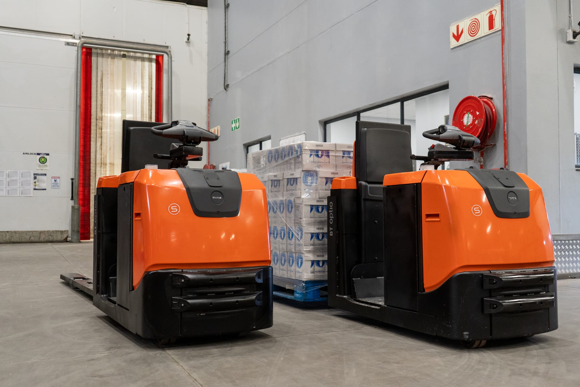 Toyota LPE 240 — Electric pallet walker